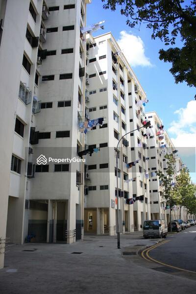 HDB Flat for Sale, 121 Yishun Street 11, SGD 429,000 | 99-year lease