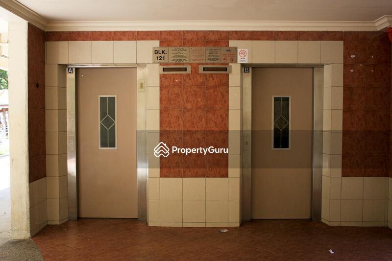 HDB Flat for Sale, 121 Yishun Street 11, SGD 429,000 | 99-year lease