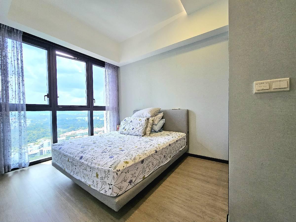 Parc Riviera Condominium For Sale, $1,100,000, 2 Bed 2 Bath 646 sqft $1,703.00 psf