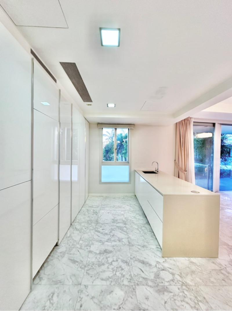 Reflections at Keppel Bay Condominium For Sale, $1,900,000, 2 Bed 2 Bath 1,076 sqft $1,766.00 psf