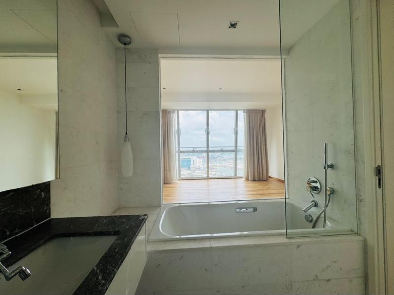 Condominium for Sale: D04, 098402