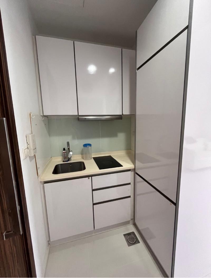 Condominium for Sale, Suites @ Topaz Condominium For Sale, $728,000, 1 Bed 1 Bath 388 sqft $1,876.00 psf, SGD 728,000 | Freehold