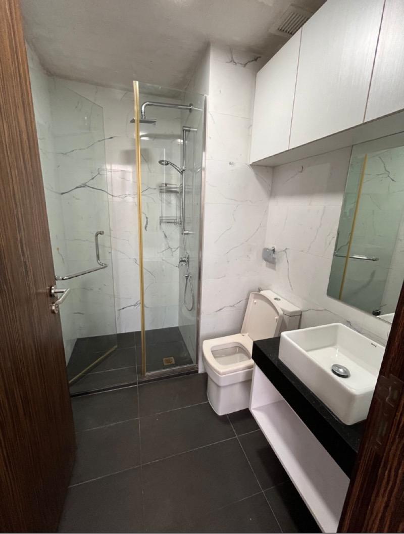 Condominium for Sale, Suites @ Topaz Condominium For Sale, $728,000, 1 Bed 1 Bath 388 sqft $1,876.00 psf, SGD 728,000 | Freehold