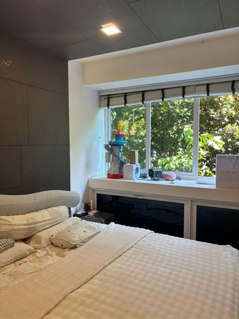 The Esparis Condominium For Sale, $1,470,000, 3 Bed 3 Bath 1,173 sqft $1,253.00 psf