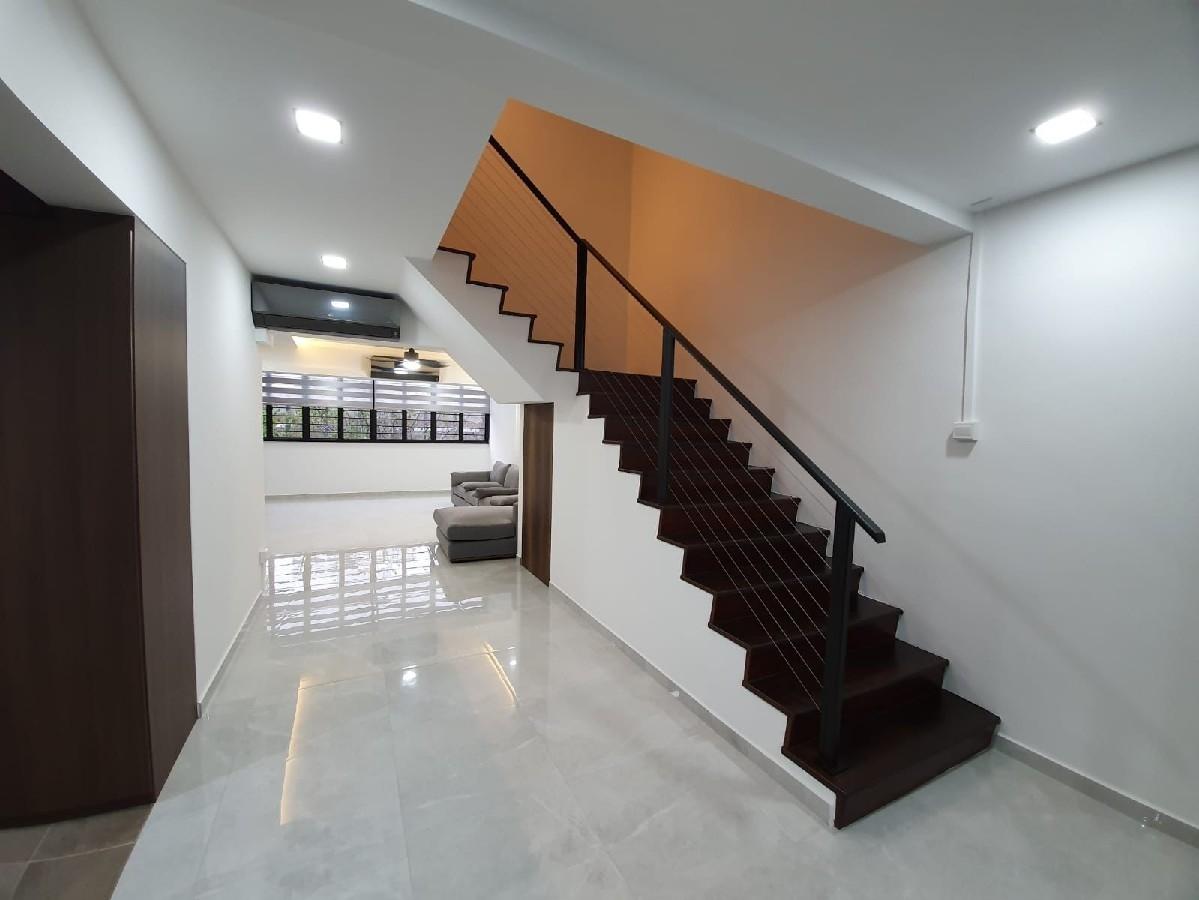Prop-GPT: HDB Apartment: D14 Geylang 133 Geylang East Avenue 1