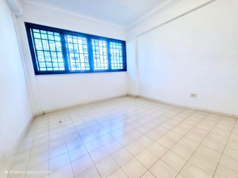 HDB Apartment for Sale: D16, 460552