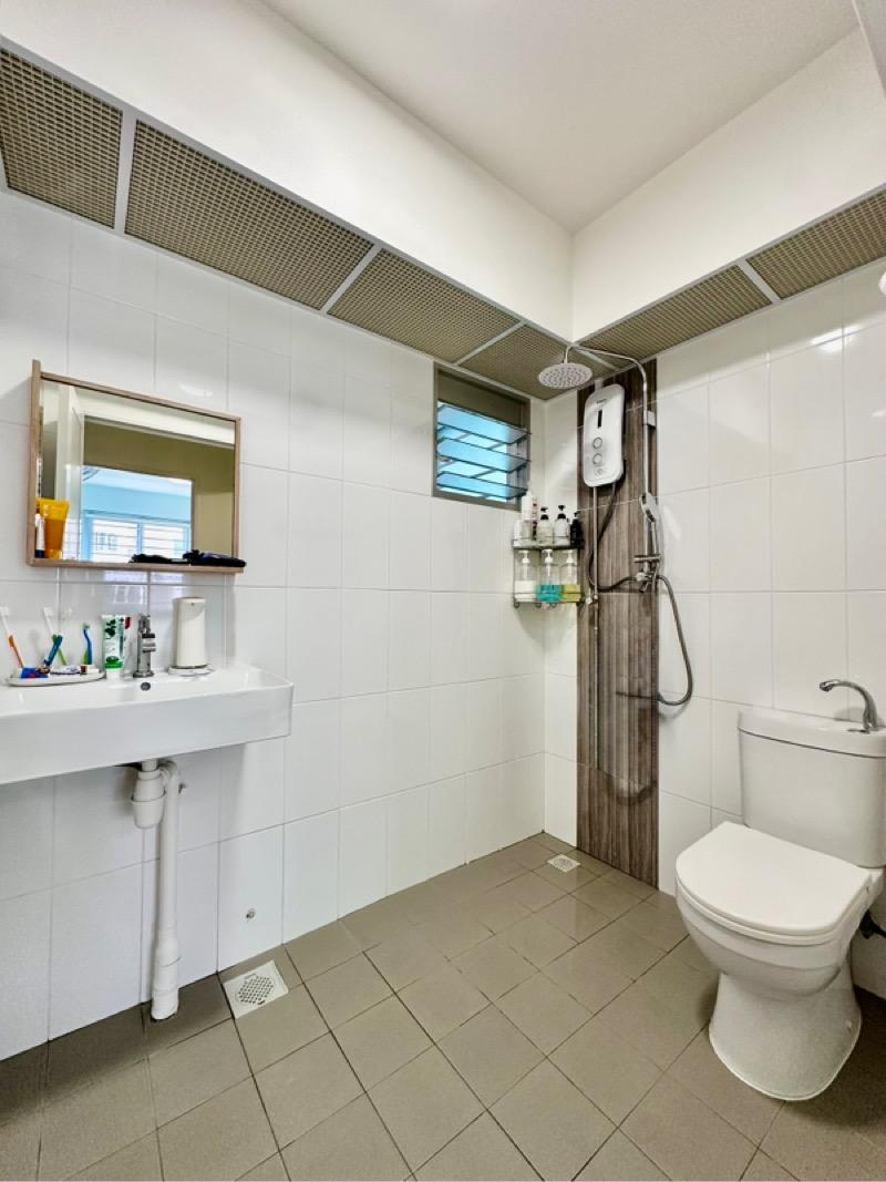 574A Woodlands Drive 16 HDB Apartment For Sale, $700,000, 3 Bed 2 Bath 1,001 sqft $699.00 psf