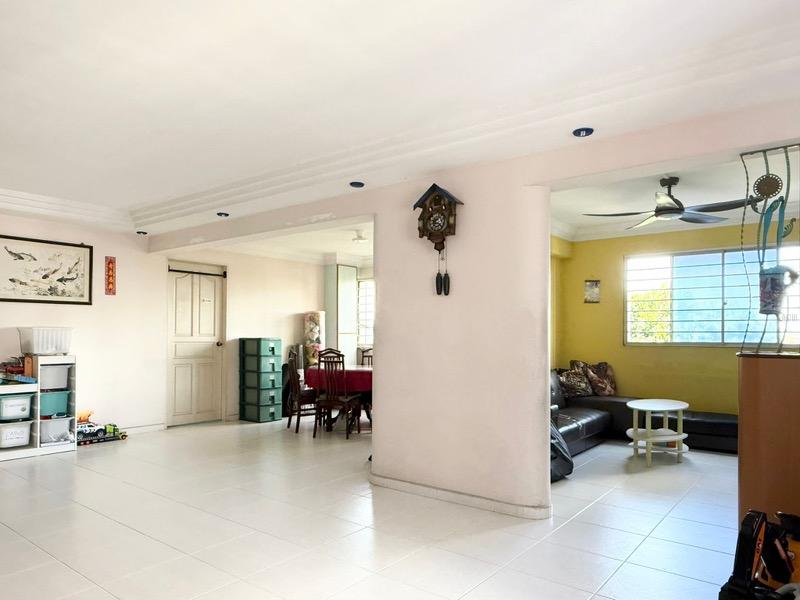 Prop-GPT: HDB Apartment: D20  164 Bishan Street 13