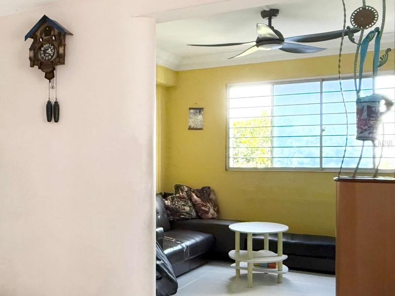 164 Bishan Street 13 HDB Apartment For Sale, $995,000, 4 Bed 2 Bath 1,410 sqft $706.00 psf