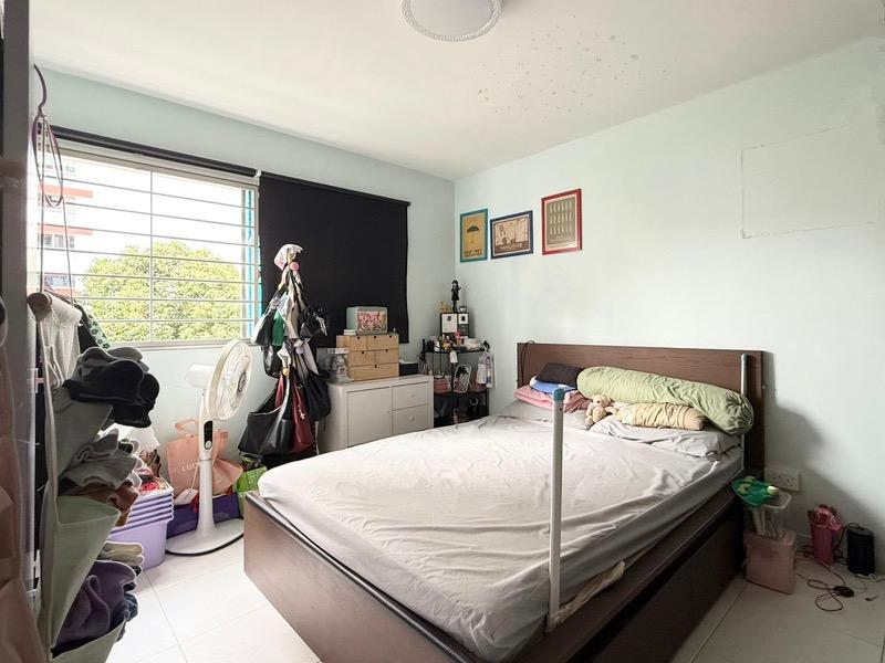 164 Bishan Street 13 HDB Apartment For Sale, $995,000, 4 Bed 2 Bath 1,410 sqft $706.00 psf