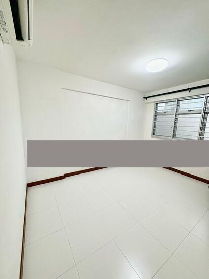 780E Woodlands Crescent HDB Apartment For Sale, $585,000, 3 Bed 2 Bath 990 sqft $591.00 psf