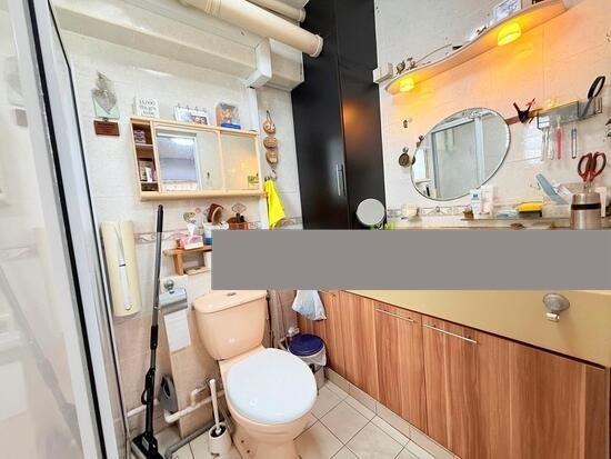 520 Woodlands Drive 14 HDB Apartment For Sale, $879,999, 4 Bed 2 Bath 1,517 sqft $580.00 psf