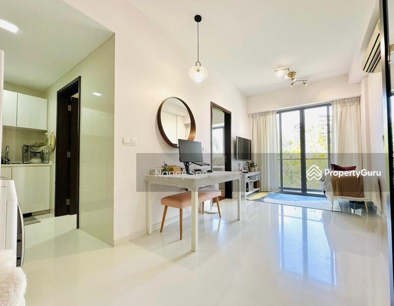 Prop-GPT: Condominium: D21 Upper Bukit Timah Suites De Laurel
