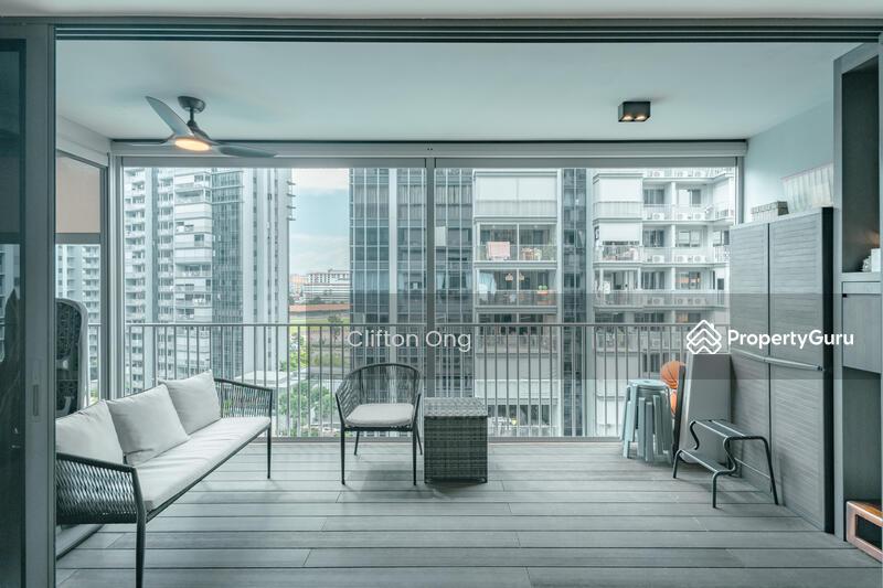 Prop-GPT: Condominium: D19  R.A.R.E  JUST TOP 5 BEDROOM @ 20XXPSF!! LESS THAN 1KM TO HOUGANG MRT!