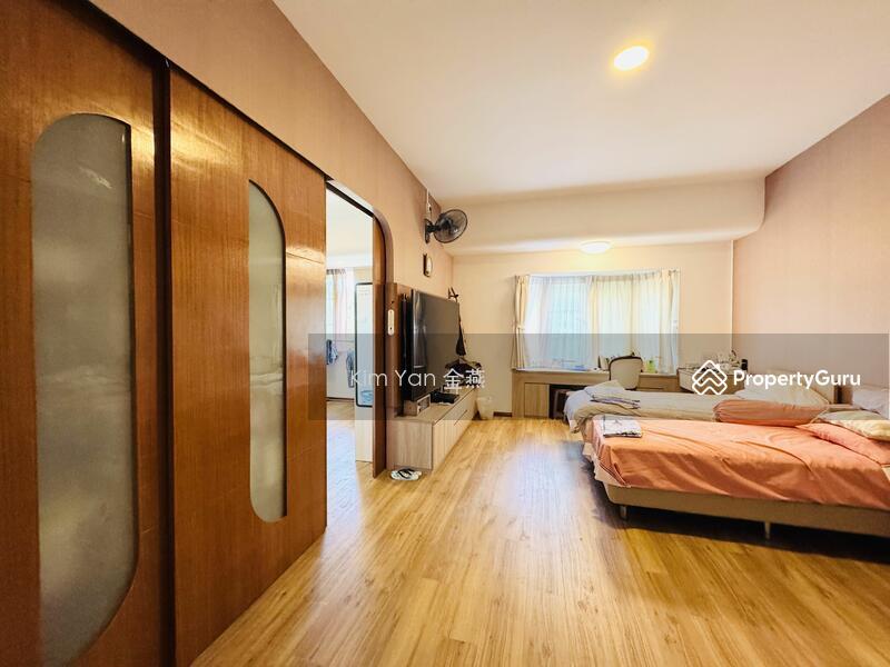 Semi-Detached for Sale: D16, 489259