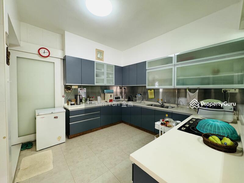 Semi-Detached for Sale: D16, 489259