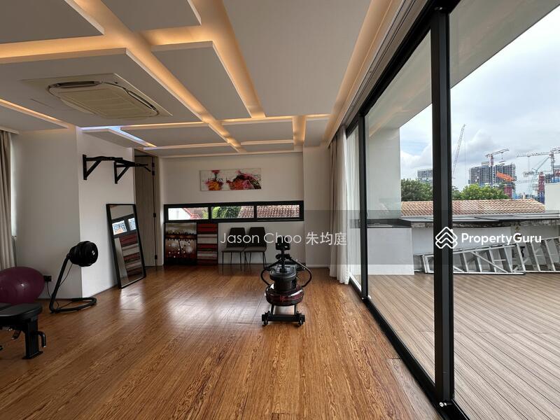 Semi-Detached for Sale: D26, 787000