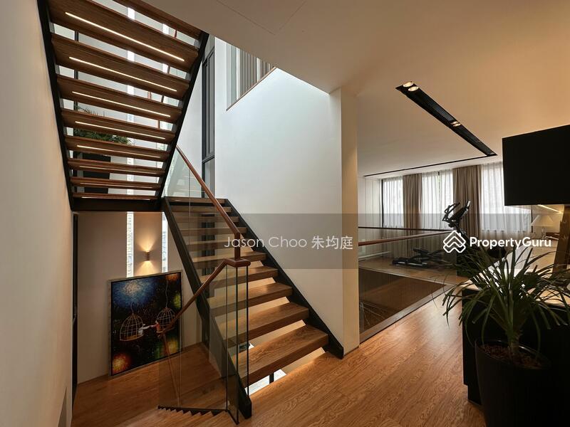 Semi-Detached for Sale: D26, 787000