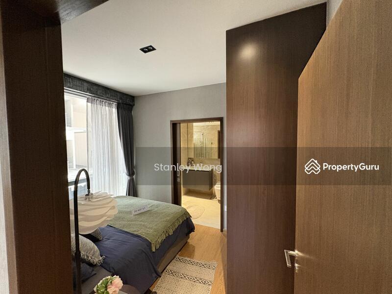 Condominium for Sale: D14, 398284
