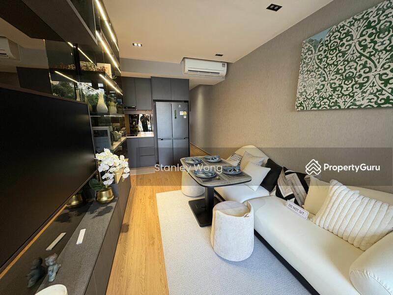 Condominium for Sale: D14, 398284