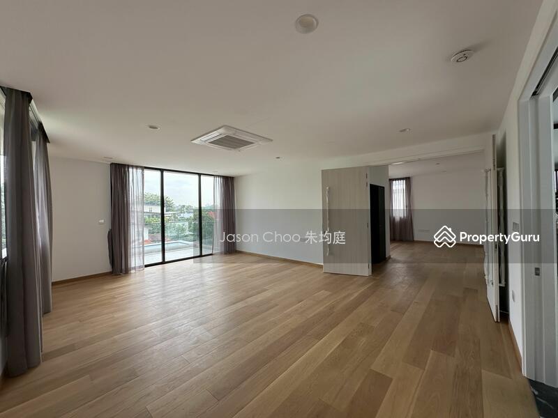 Detached for Sale: D10, 588342
