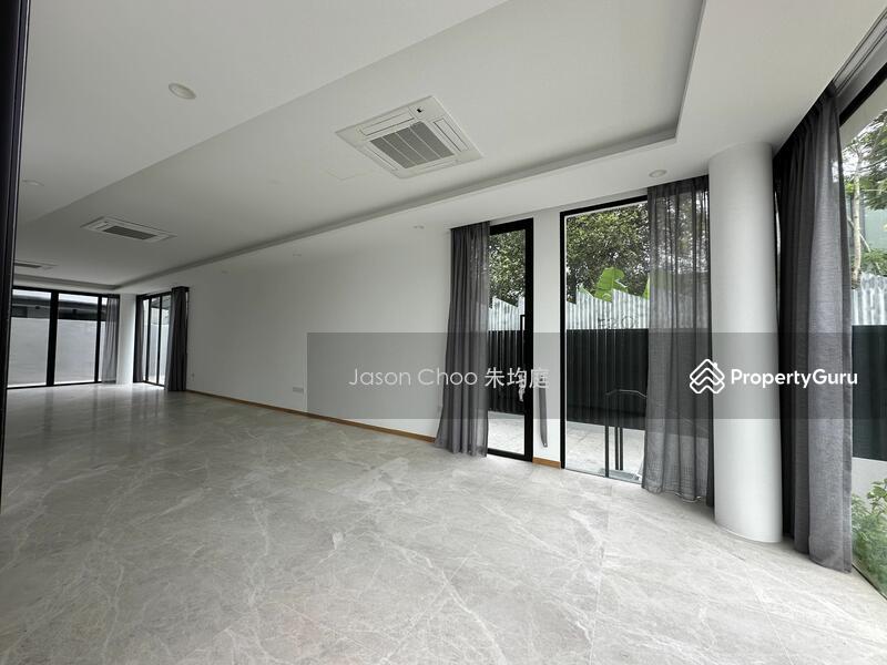 Detached for Sale: D10, 588342