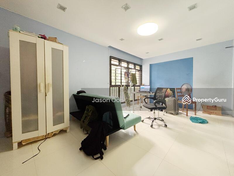 Prop-GPT: HDB Flat: D19  153 Rivervale Crescent