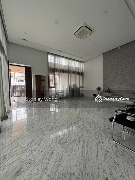 Prop-GPT: Semi-Detached: D13  Braddell Heights Estate
