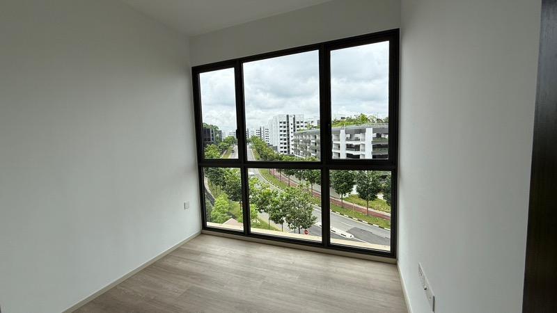 Prop-GPT: Condominium: D27 Yishun The Watergardens at Canberra