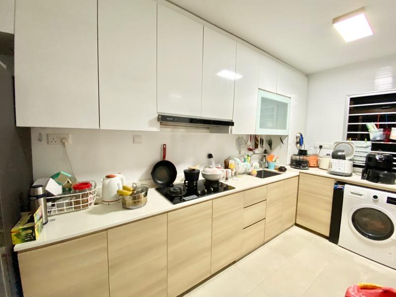 687B Choa Chu Kang Drive HDB Apartment For Sale, $598,000, 3 Bed 2 Bath 1,184 sqft $505.00 psf