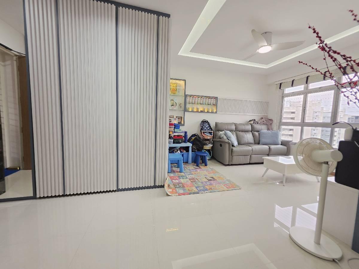 460D Bukit Batok West Avenue 9 HDB Apartment For Sale, $728,000, 3 Bed 2 Bath 1,001 sqft $727.00 psf