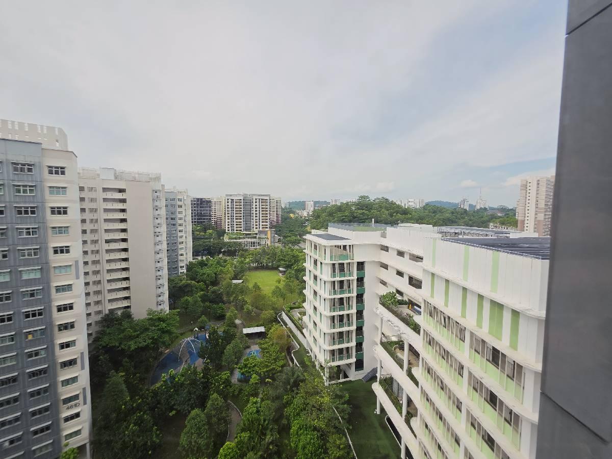 460D Bukit Batok West Avenue 9 HDB Apartment For Sale, $728,000, 3 Bed 2 Bath 1,001 sqft $727.00 psf