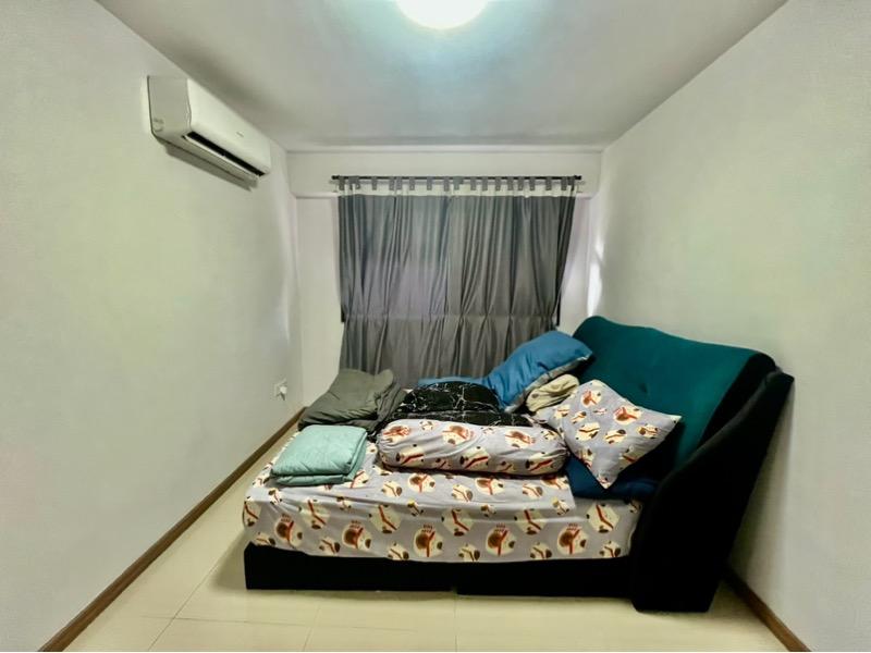 HDB Apartment for Sale, 456B Sengkang West Road HDB Apartment For Sale, $530,000, 2 Bed 2 Bath 731 sqft $725.00 psf, SGD 530,000 | 99-year Leasehold