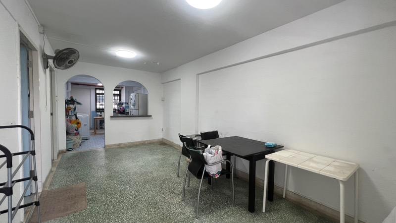 Prop-GPT: HDB Apartment: D12 Toa Payoh 173 Lorong 1 Toa Payoh