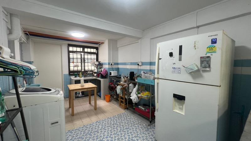 HDB Apartment for Sale, 173 Lorong 1 Toa Payoh HDB Apartment For Sale, $369,000, 2 Bed 1 Bath 645 sqft $572.00 psf, SGD 369,000 | 99-year Leasehold