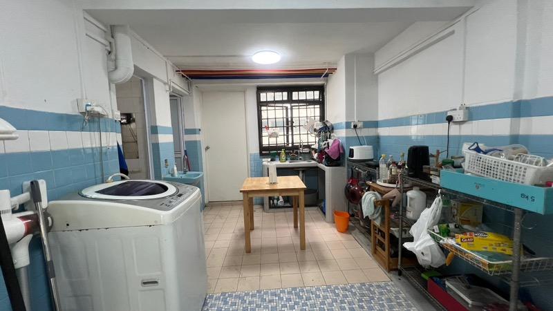HDB Apartment for Sale, 173 Lorong 1 Toa Payoh HDB Apartment For Sale, $369,000, 2 Bed 1 Bath 645 sqft $572.00 psf, SGD 369,000 | 99-year Leasehold