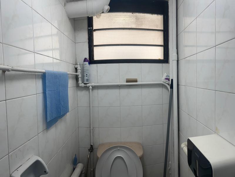 HDB Apartment for Sale, 173 Lorong 1 Toa Payoh HDB Apartment For Sale, $369,000, 2 Bed 1 Bath 645 sqft $572.00 psf, SGD 369,000 | 99-year Leasehold