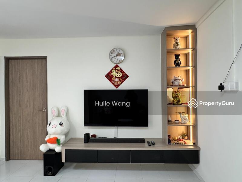 Prop-GPT: HDB Flat: D23 Bukit Batok 136 Bukit Batok West Avenue 6