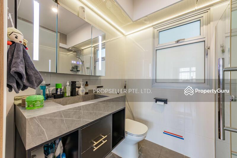HDB Flat for Sale: D27, 751101