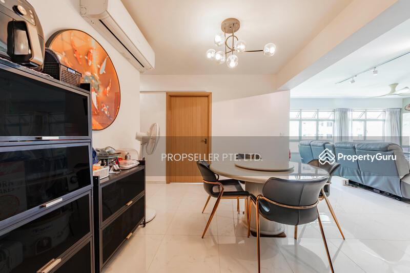 HDB Flat for Sale: D27, 751101