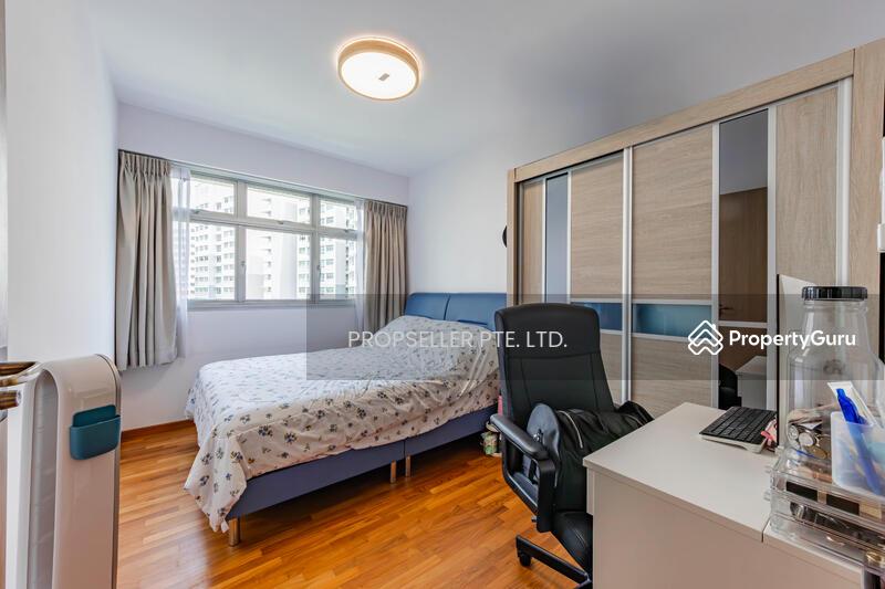 HDB Flat for Sale: D27, 751101