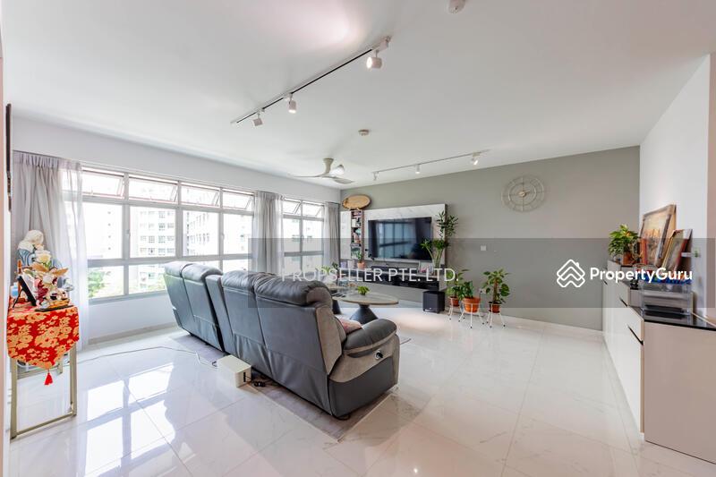 HDB Flat for Sale: D27, 751101