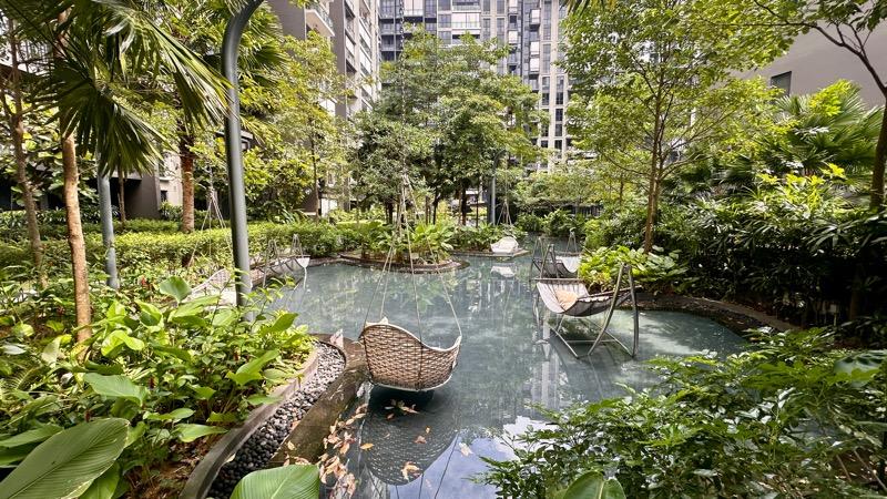 Park Colonial Condominium For Sale, $1,100,000, 1 Bed 1 Bath 463 sqft $2,376.00 psf