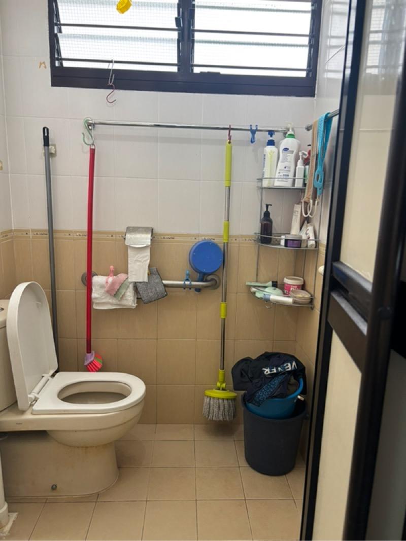 571 Cheng San Court HDB Apartment For Sale, $430,000, 2 Bed 2 Bath 721 sqft $596.00 psf