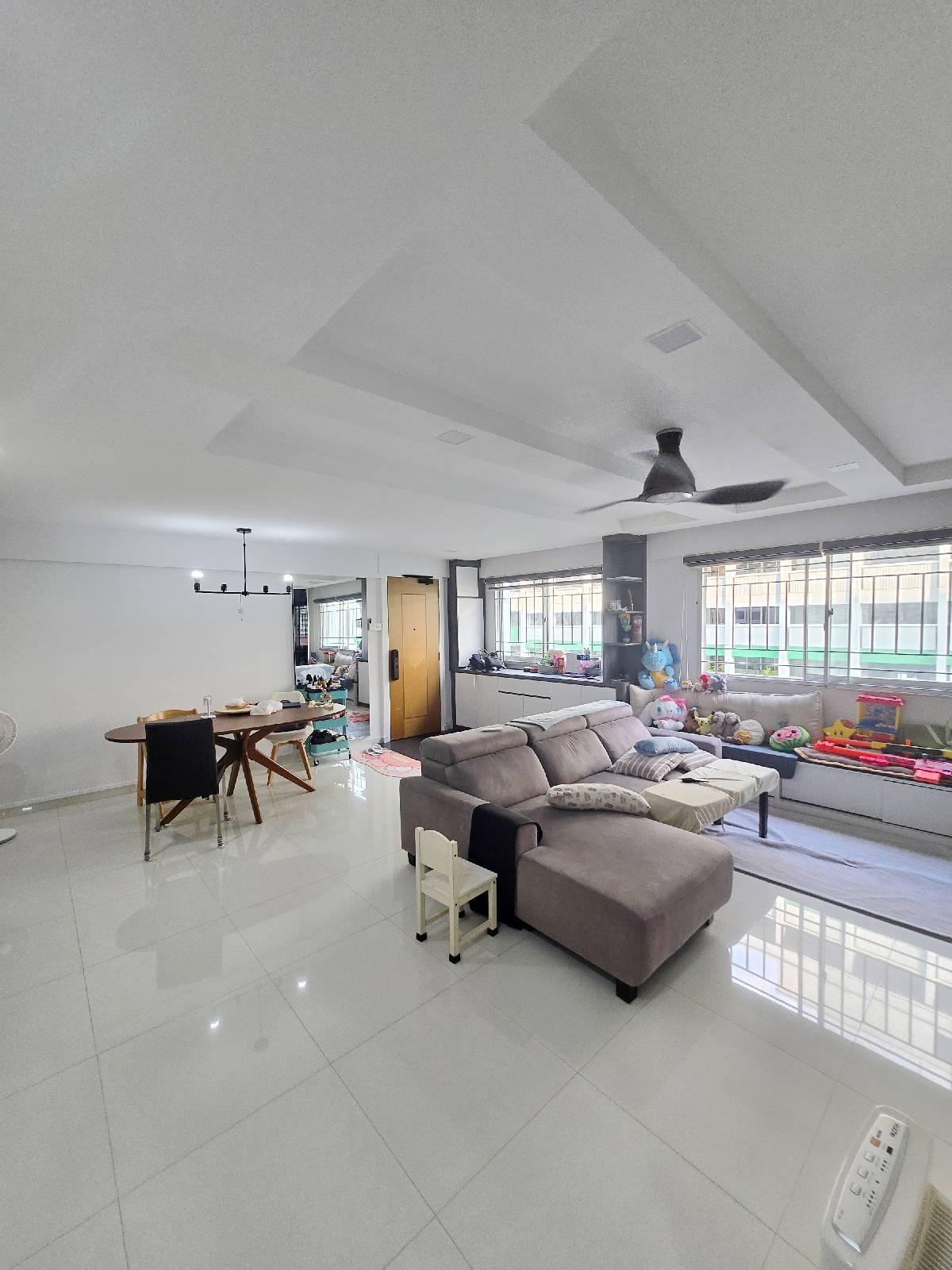 Prop-GPT: HDB Apartment: D27 Yishun 262 Yishun Street 22