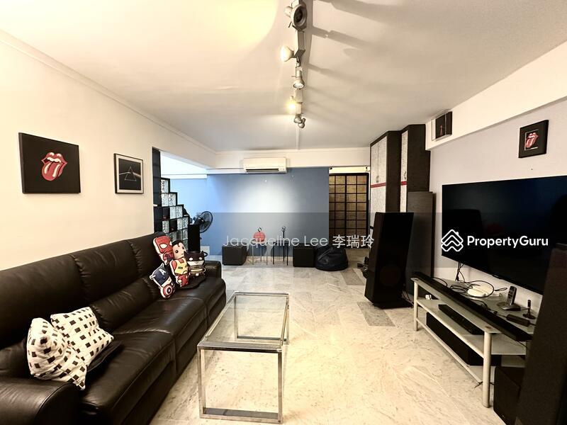 Prop-GPT: HDB Flat: D05  357 Clementi Avenue 2