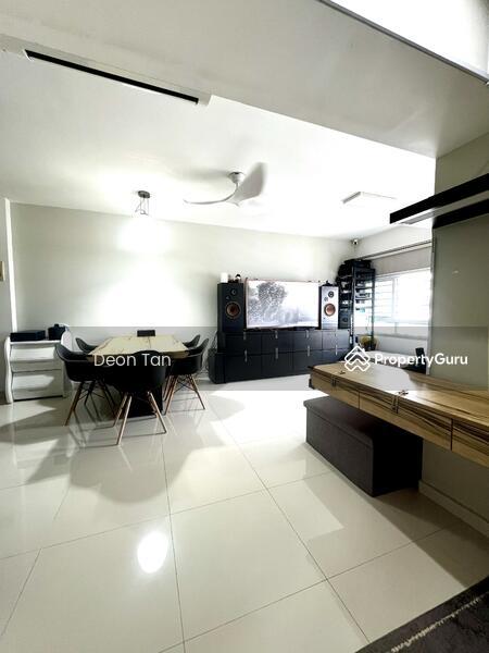 Prop-GPT: HDB Flat: D10 Holland 18C Holland Drive