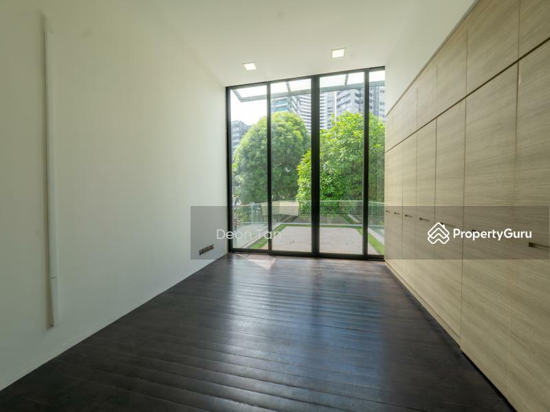 Prop-GPT: Terrace: D09 Cairnhill Lovely Modern Terrace in Orchard.  Deon 97486339!