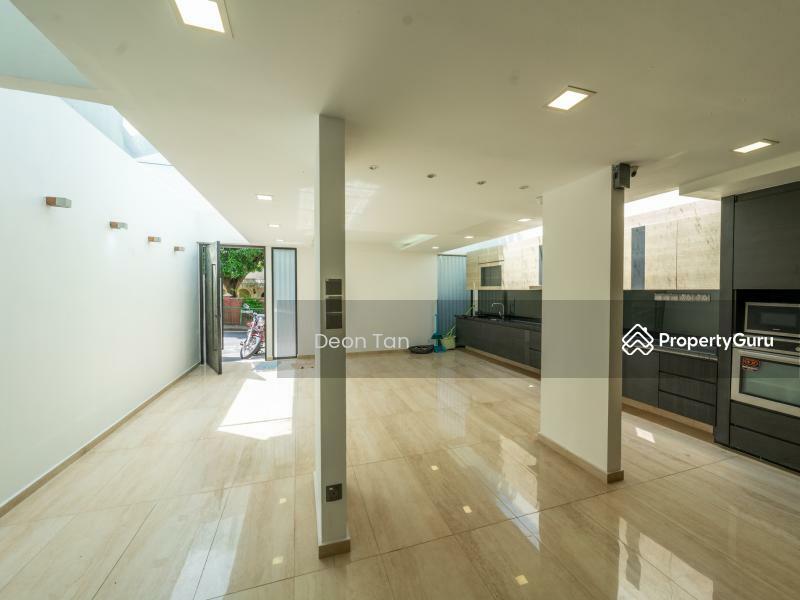 Terrace for Sale, Lovely Modern Terrace in Orchard.  Deon 97486339!, SGD 6,900,000 | Freehold