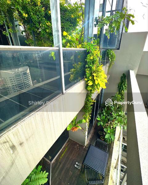 Condominium for Sale: Holland, D10, 276698